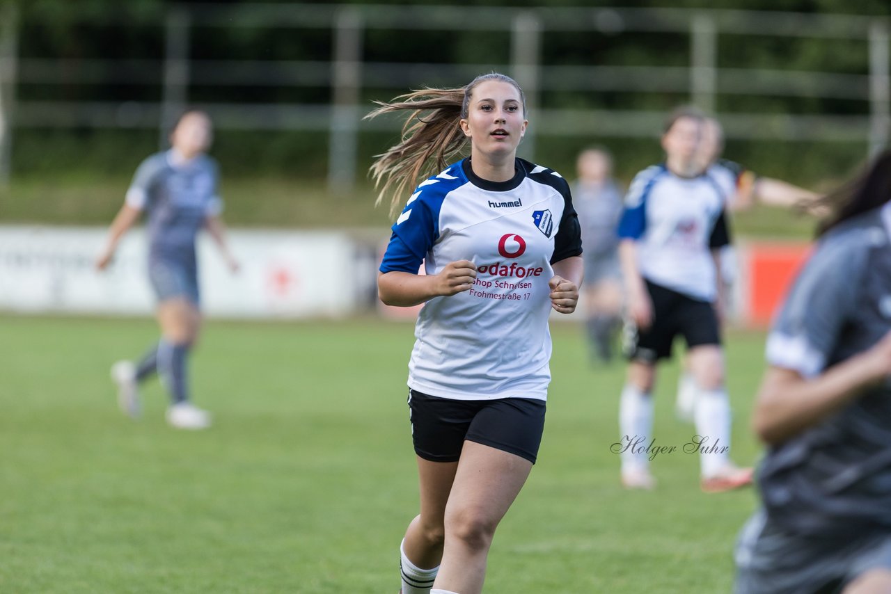 Bild 345 - Loewinnen Cup